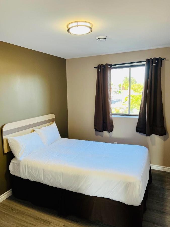 Super 8 By Wyndham Niagara Falls On Luaran gambar